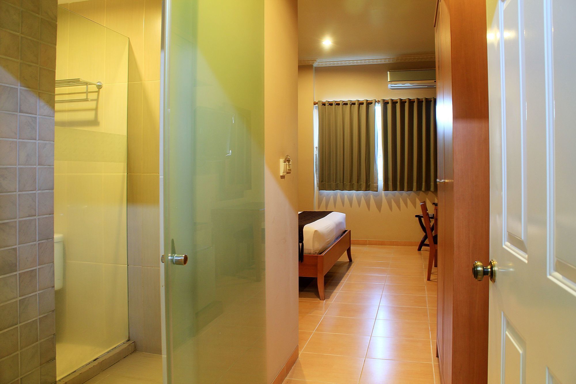 Zen Rooms Bukit Tunggul Bandung Exterior photo